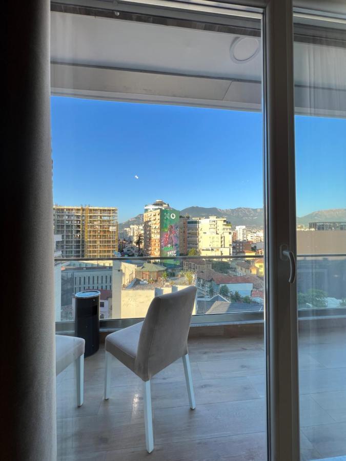Blanc 7 Apartment Tirana Bagian luar foto